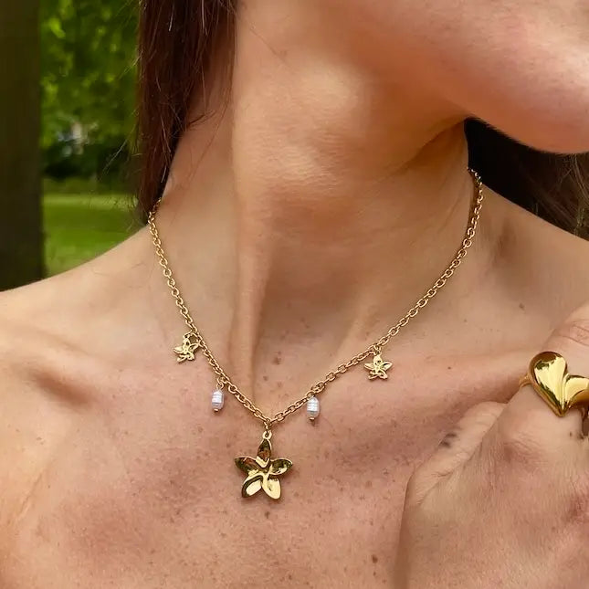 Collier Maya